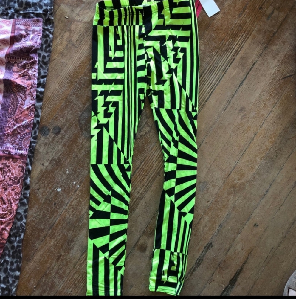 2 pair of Leggings  NWT